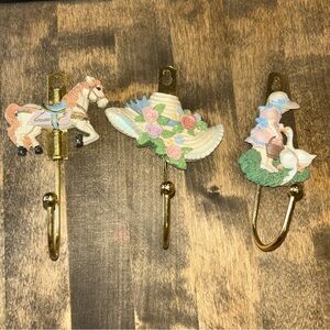 Avon Country Notion Group Of 3 W/GoldHooks Carousel Horse, Bonnet, Girl w/Geese